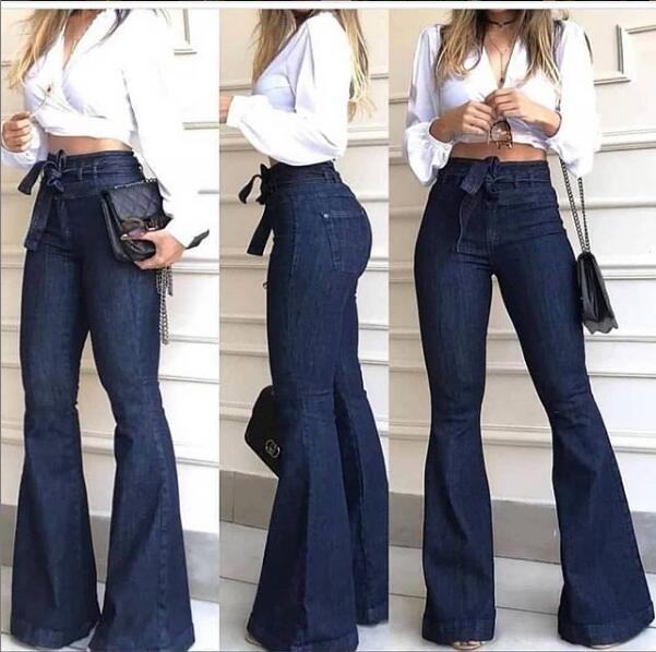 Damen Hoch geschnittene Flared Jeans mit stylischem Gürtel und ausgefranstem Saum Drune