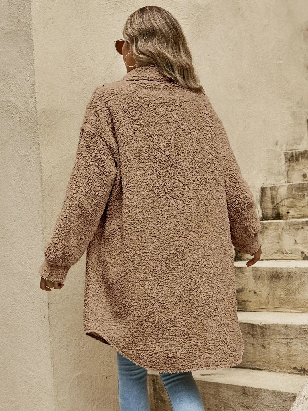 Drune | Bequeme Teddy Jacke mit Knopfleiste & Brusttaschen