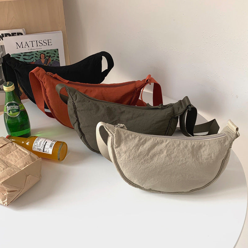 Drune | Halbmondförmige Tasche