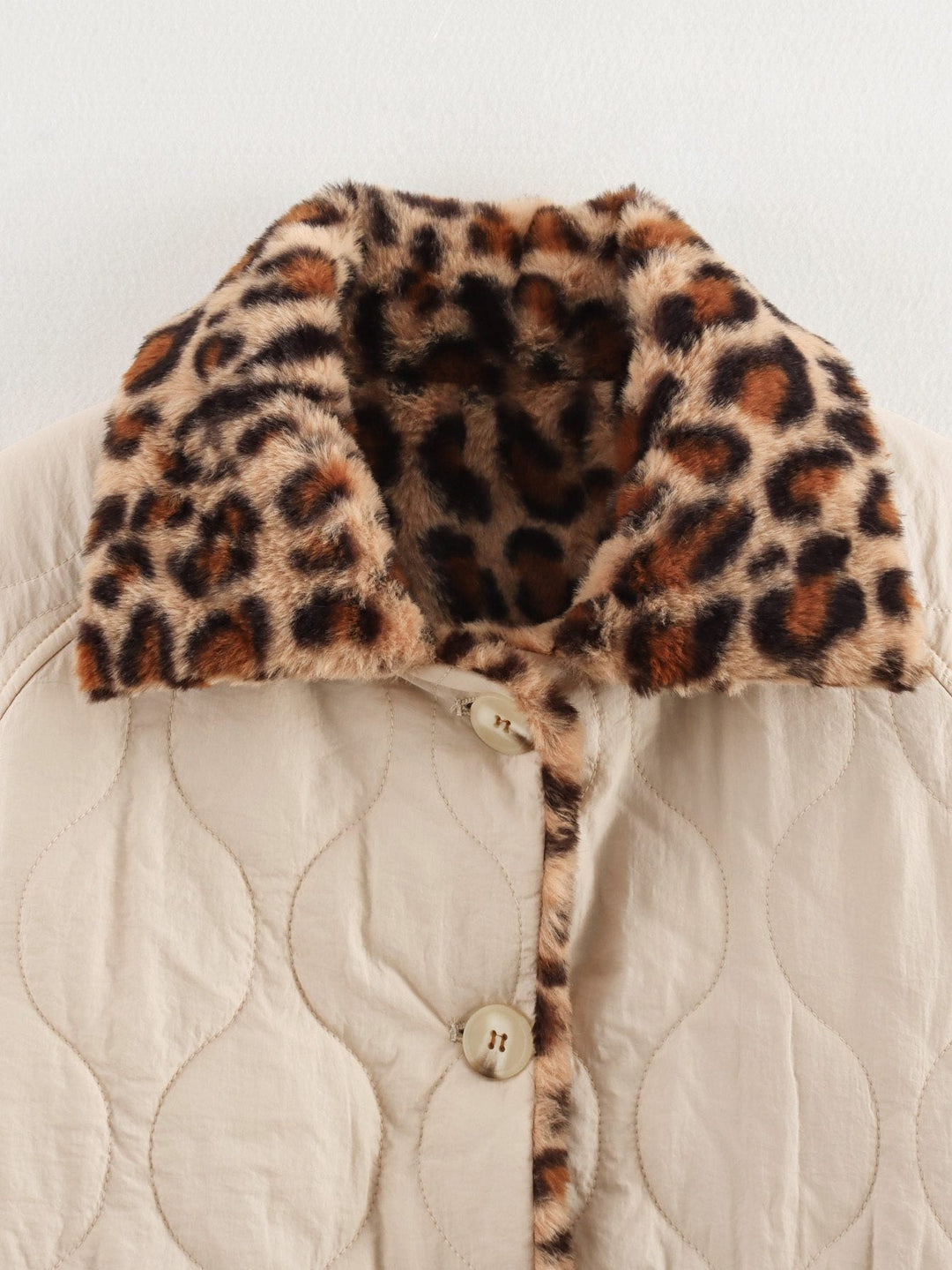 Drune | Steppjacke - Leopardenmuster-Detail - Warmes Polyester-Mischgewebe - Vielseitige Winteroberbekleidung