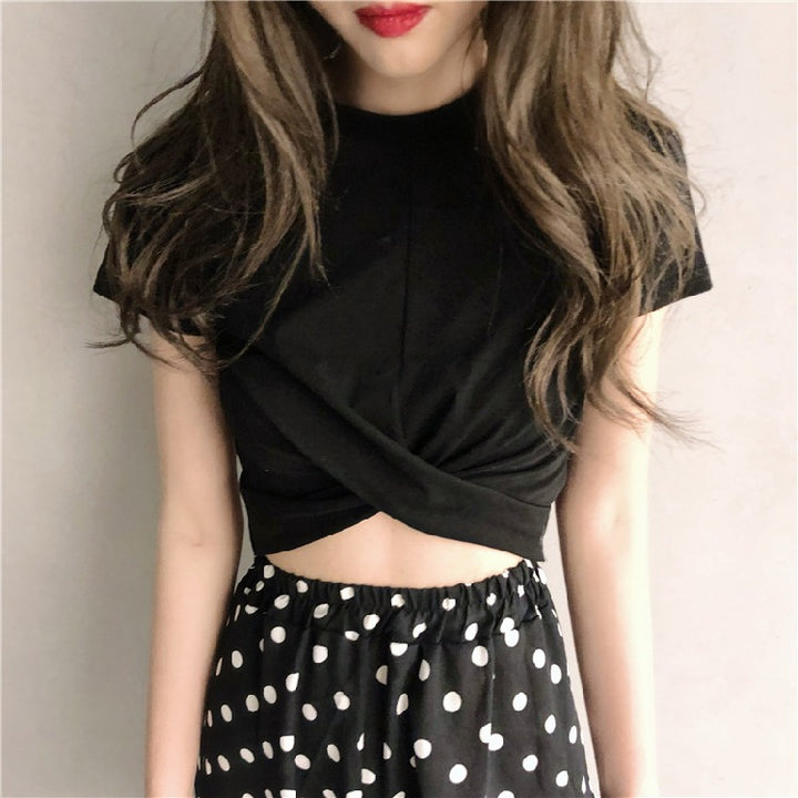 Damen Cropped T-Shirt mit raffiniertem Knoten und elegantem Schnitt