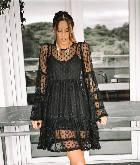 Damen Luftiges Tüllkleid mit Punkten und Rüschendetails Drune
