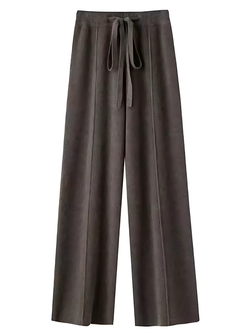 Drune | DIE STRICKHOSE MIT WEITEM BEIN FÜR STILVOLLE GEMÜTLICHKEIT
