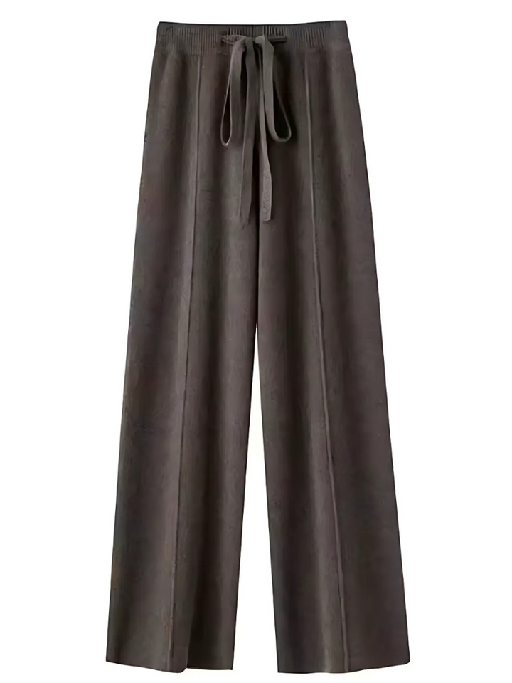 Drune | DIE STRICKHOSE MIT WEITEM BEIN FÜR STILVOLLE GEMÜTLICHKEIT