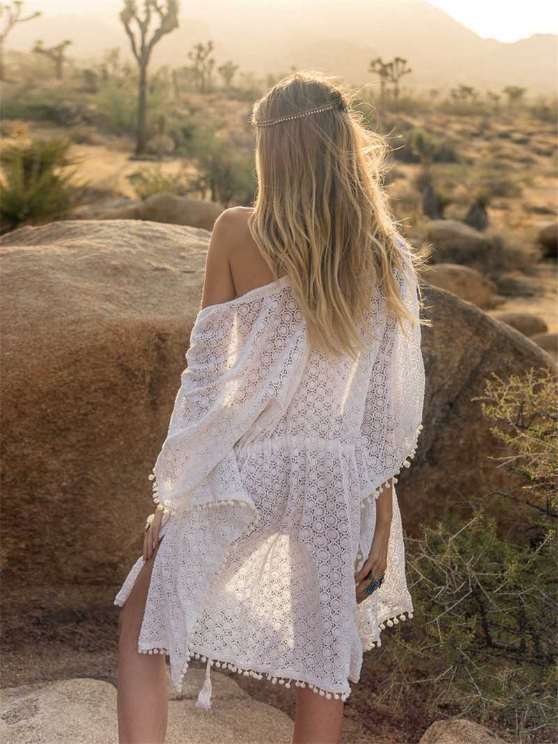 Damen Strandtunika mit zarten Häkelmustern und Pompons Drune