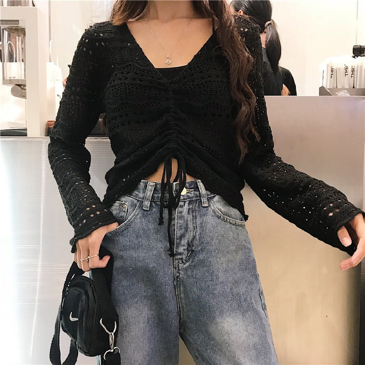 Damen Strickbluse mit dekorativem Lochmuster und verstellbarem Kordelzug Drune