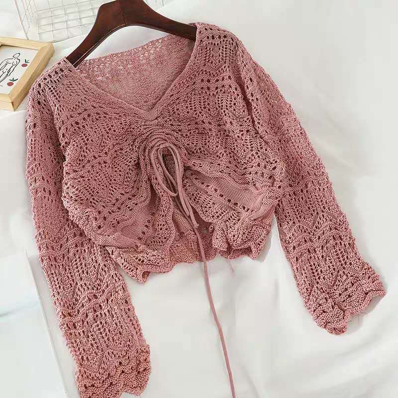 Damen Strickbluse mit dekorativem Lochmuster und verstellbarem Kordelzug Drune