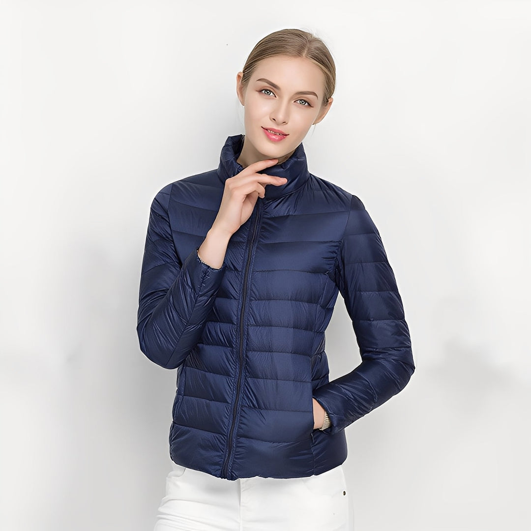 Drune | Figurbetonte warme Damen-Steppjacke