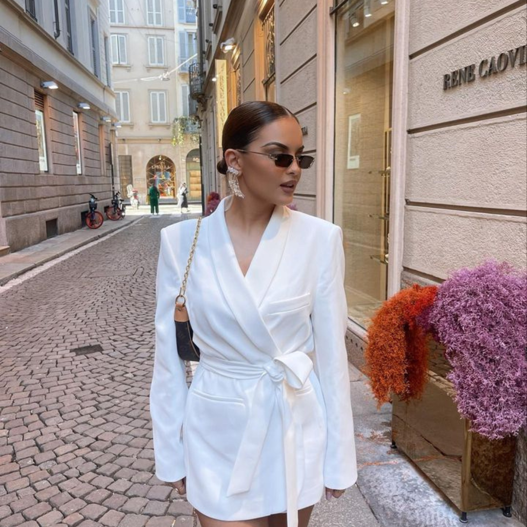 Drune | Eleganter Blazer Mit Gürtel Und Passender Hose