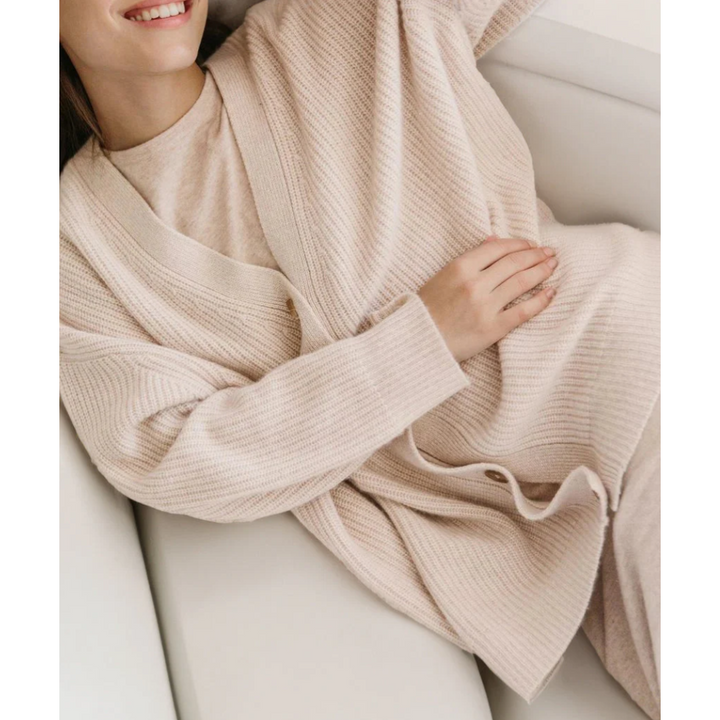 Drune | Lange Strickjacke Lässige Passform Wollmischung V-Ausschnitt Knöpfe