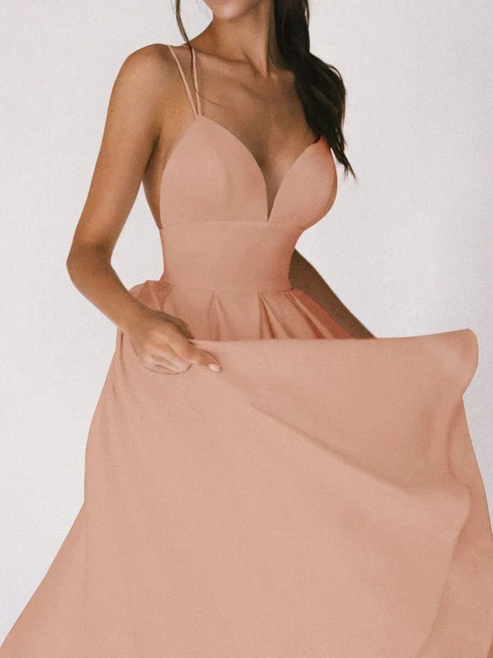 Drune | Schlagkleid mit V Ausschnitt