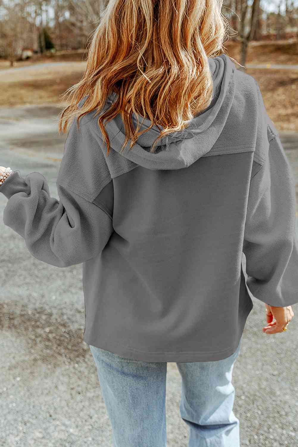 Drune | Hoodie - lässige Damenjacke mit Reißverschluss und Brusttaschen