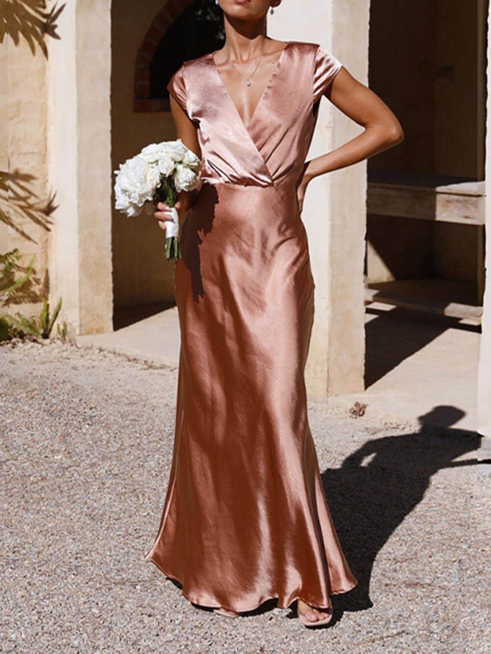 Drune | Satin Fishtail Maxi Kleid mit V-Ausschnitt für Damen