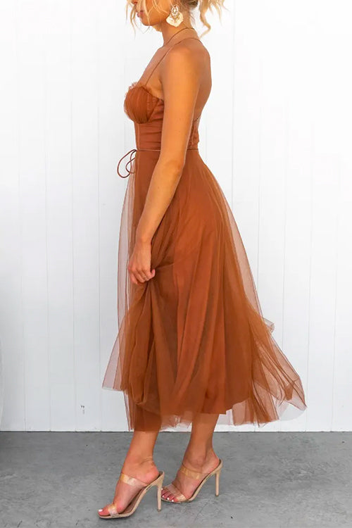 Drune | Rosiedress Offene Rücken Taillierte Swing Maxi Cami Tüll Kleid