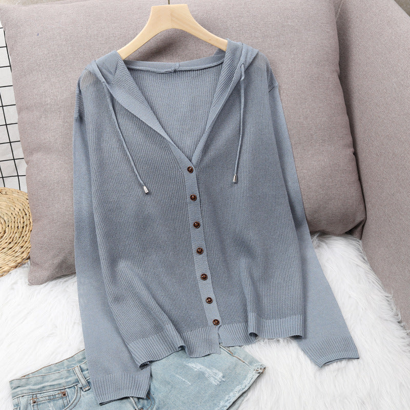Damen Strickjacke mit Kapuze und eleganten Holzknöpfen Drune