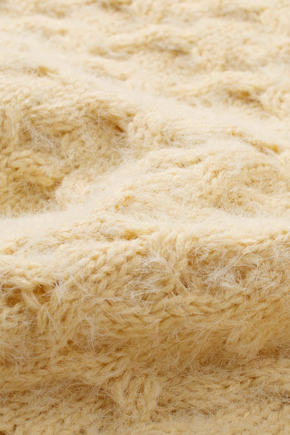 Drune | Aprikosenfarbener asymmetrischer Ausschnitt Pullover mit kalten Schultern und Wimpern