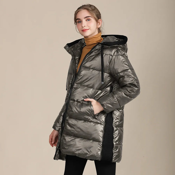 Drune | Wattierte Winterjacke mit Kapuze aus glänzendem Nylon für Damen