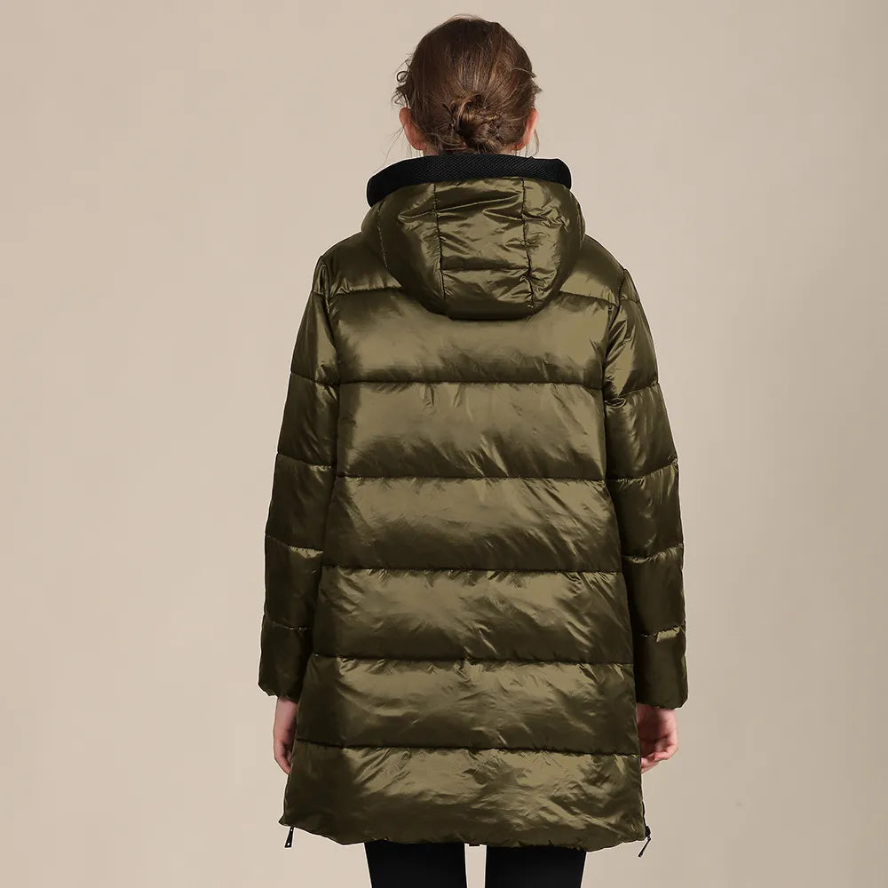 Drune | Wattierte Winterjacke mit Kapuze aus glänzendem Nylon für Damen