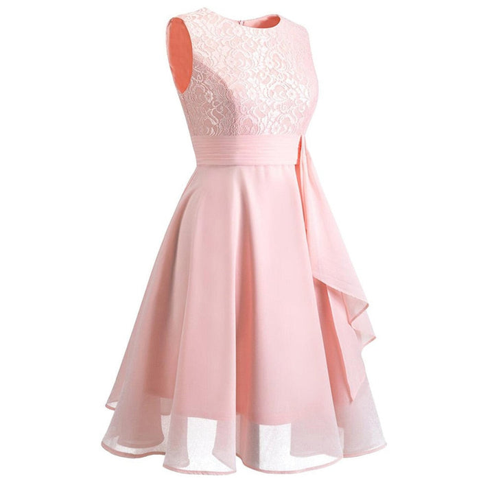 Drune | Elegantes Kleid mit Kurzen Ärmeln, Pailletten und Rüschen