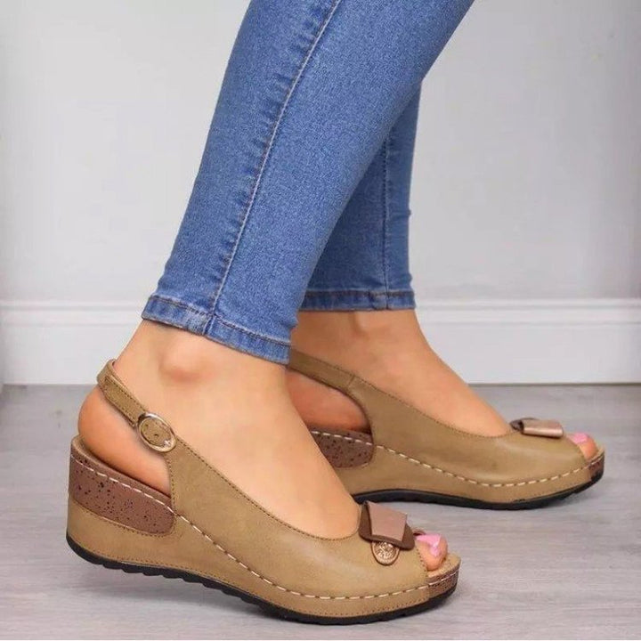 Damen nan Keilsandalen mit verstellbarem Fersenriemen und Korkabsatz Drune