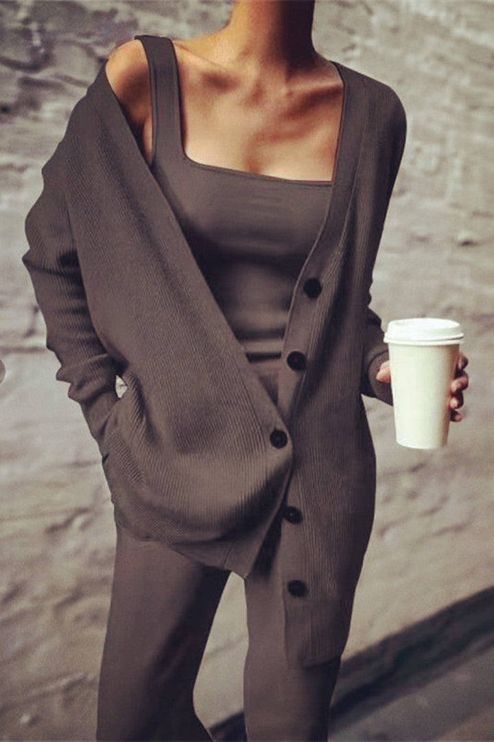 Drune | Dreiteiliges Set für Frauen: Cardigan, Weste und Hose