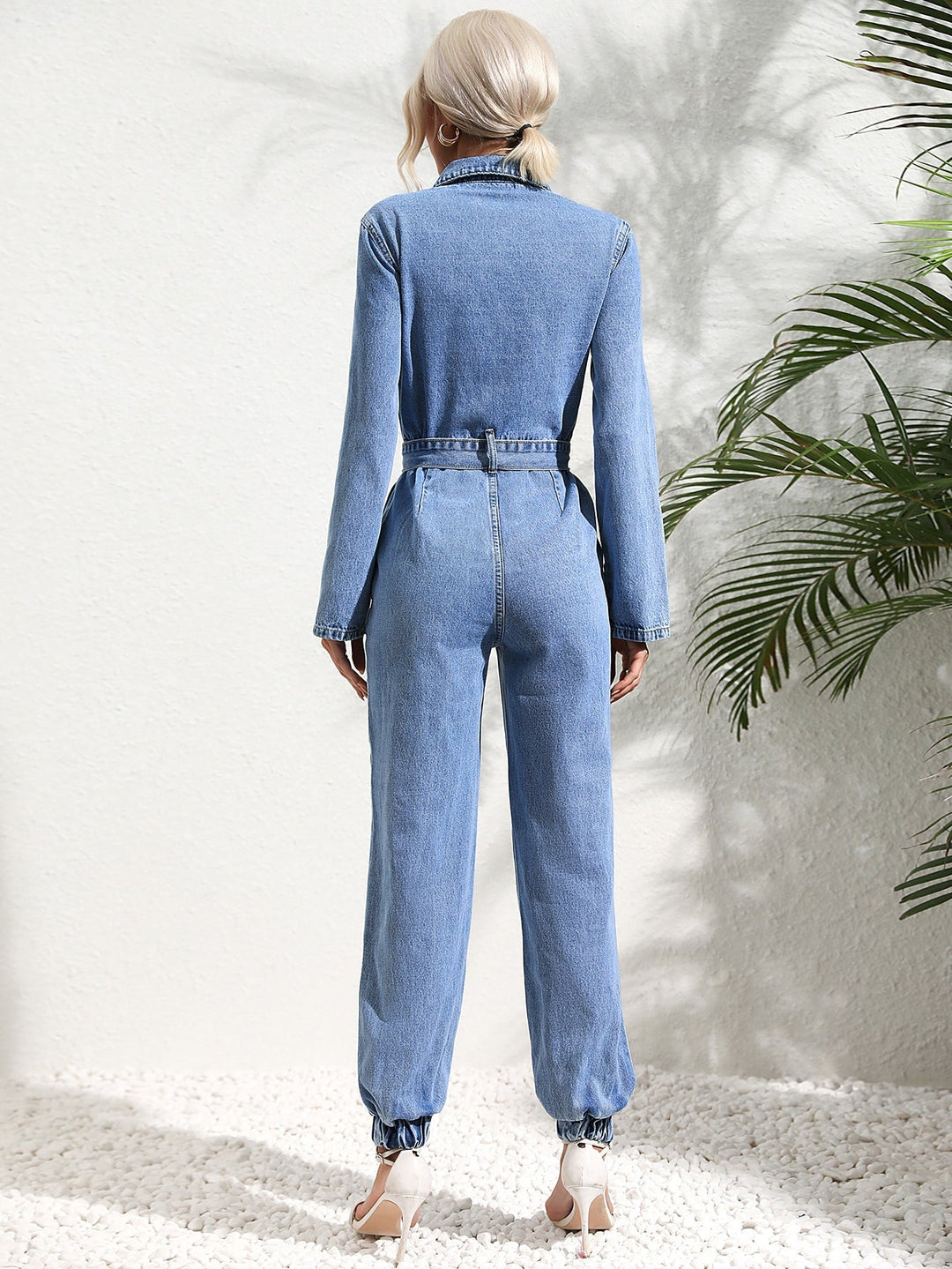 Drune | Denim Overall Knopfront Klappentaschen Passender Gürtel Gekrempelte Ärmel