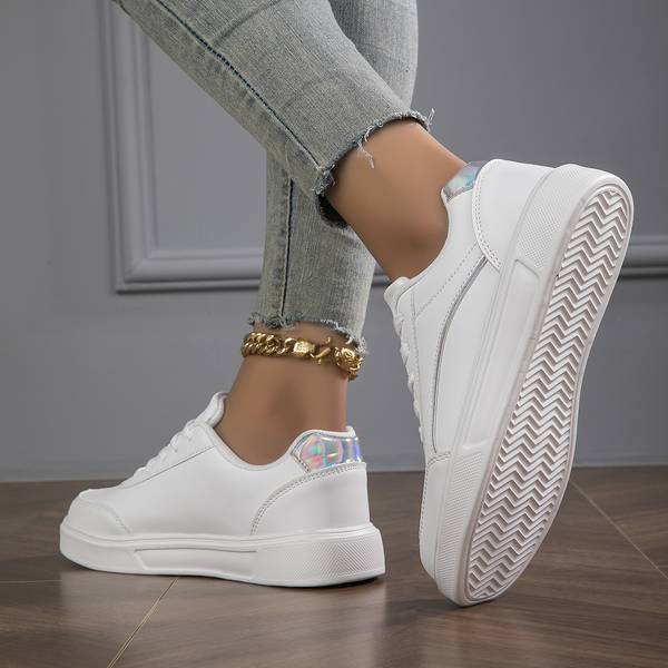 Drune | Sneaker Weiße Sneaker mit Gold/Silber Details