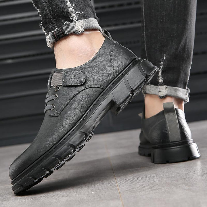 Drune | Schuhe Leder Bequeme Sohle Schnürung Mit Metallösen Runde Zehe