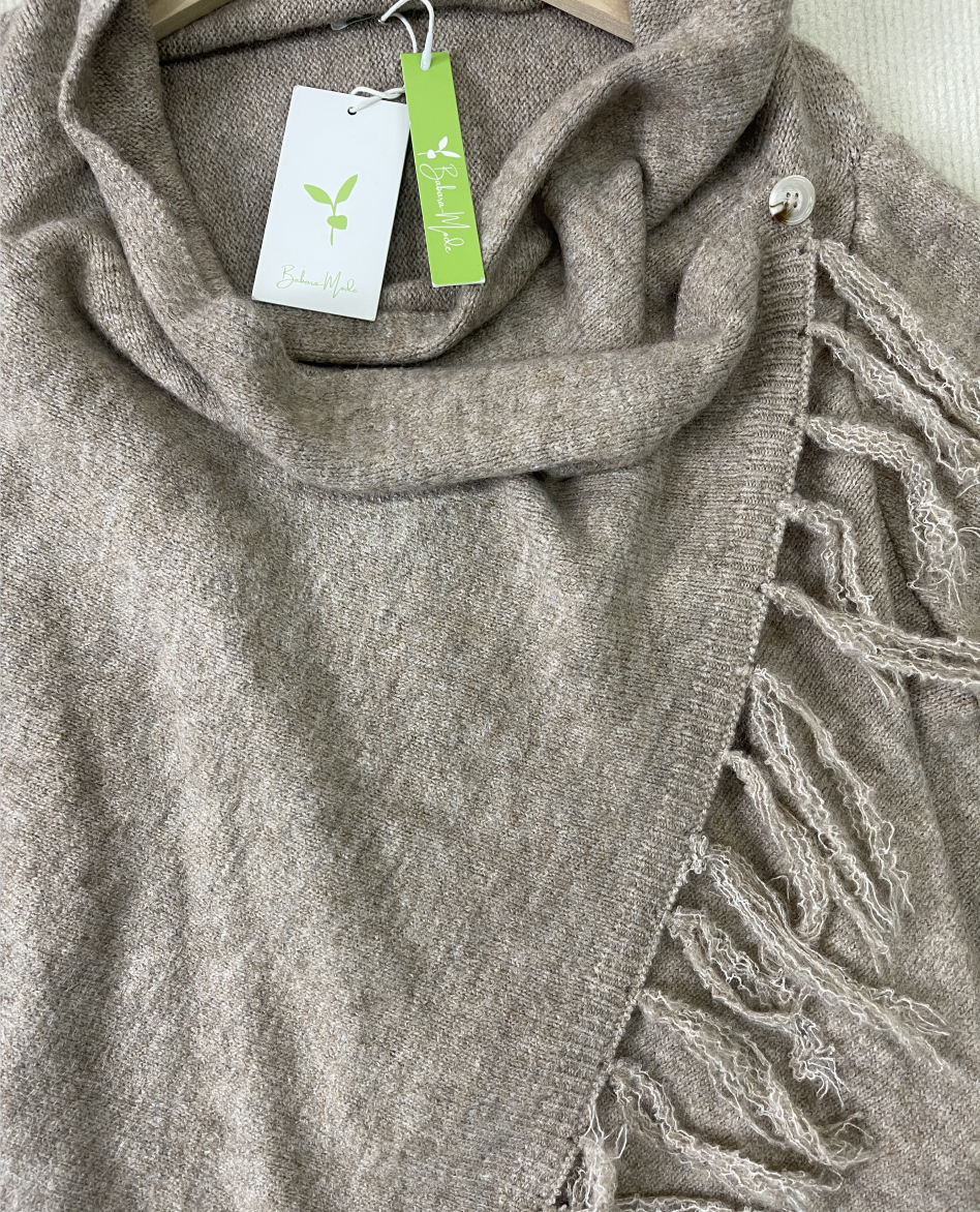 Drune | Pullover mit Fransen und V-Ausschnitt