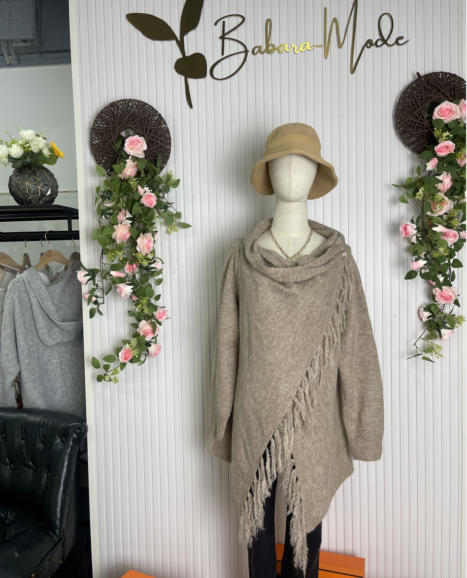 Drune | Pullover mit Fransen und V-Ausschnitt