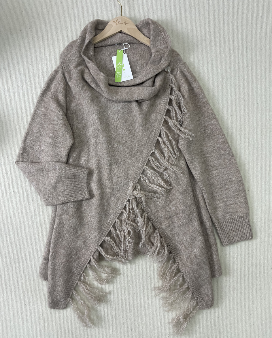 Drune | Pullover mit Fransen und V-Ausschnitt