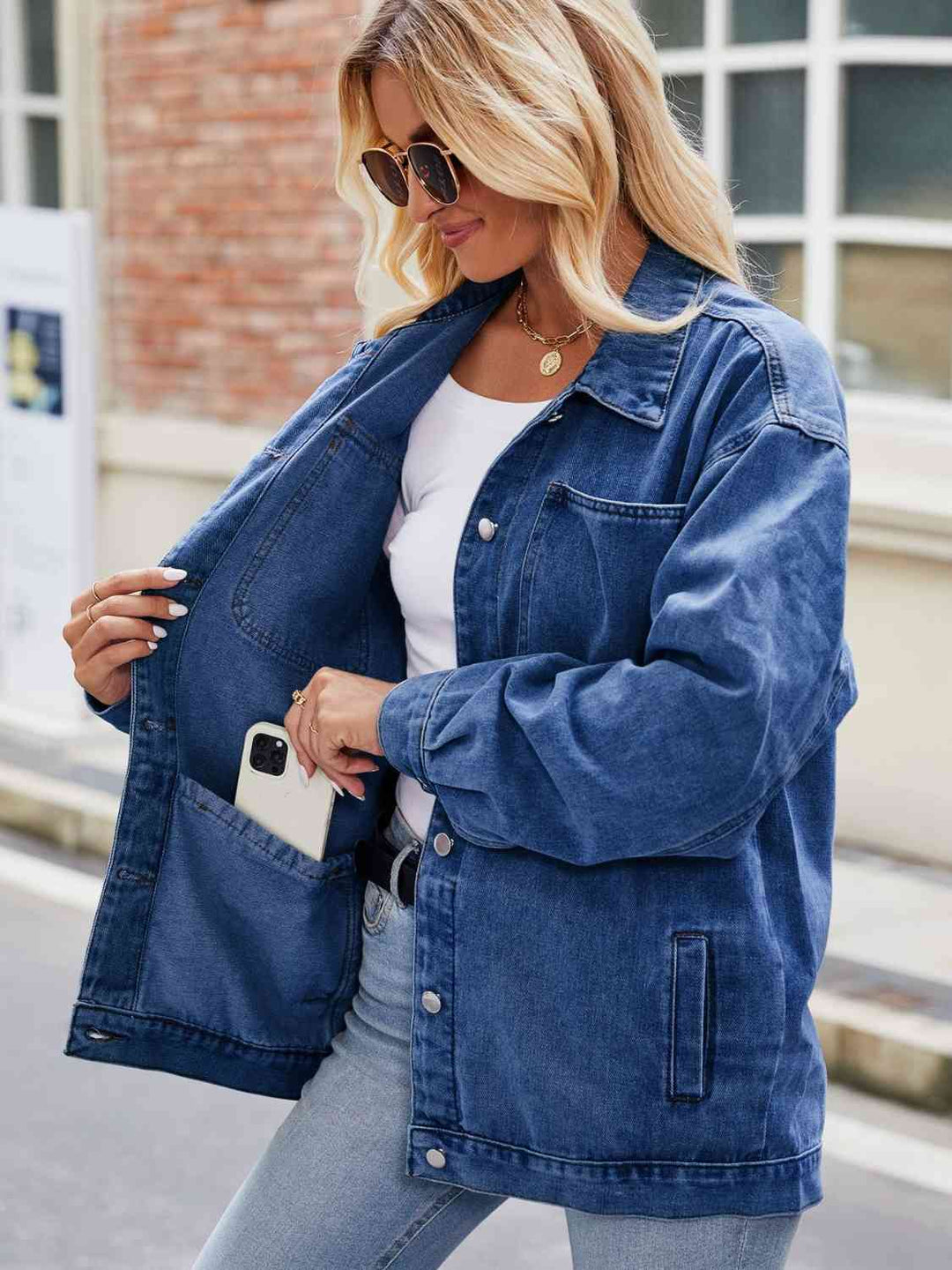 Drune | Knopf-Down Denimjacke mit Taschen
