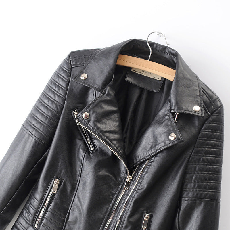 Damen Kunstleder Bikerjacke mit gesteppten Details und schmalem Schnitt Drune