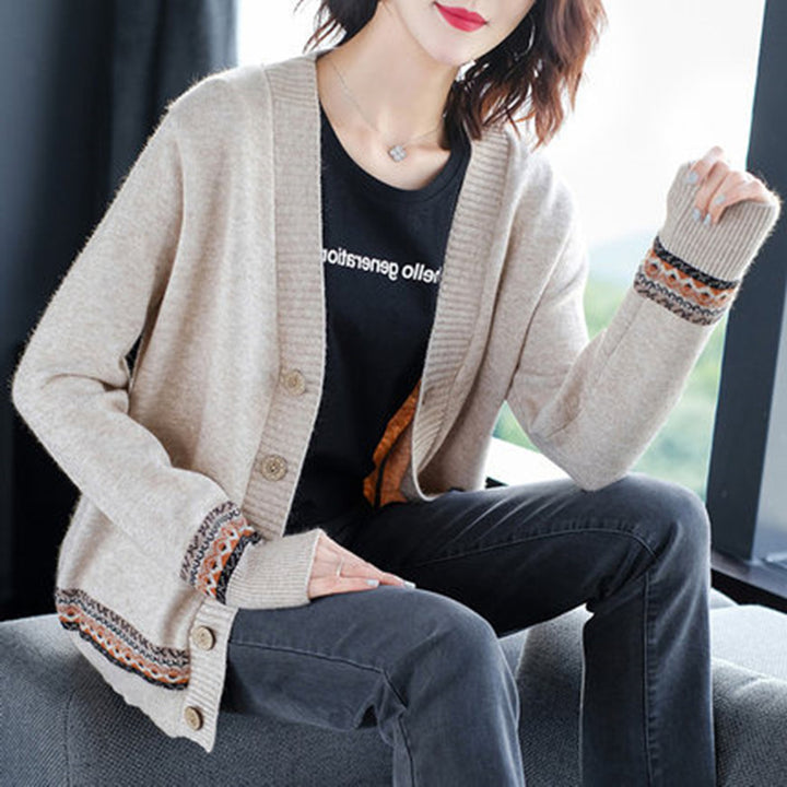 Damen Strickjacke mit eleganten Knopfdetails und modischer Häkelbordüre Drune