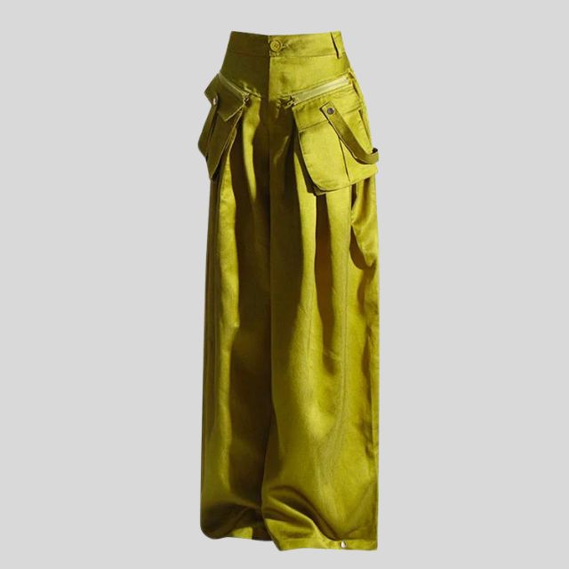 Drune | Hochgeschnittene Cargohose mit Gürteldetail
