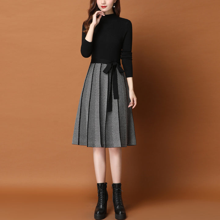 Damen Strickkleid mit strukturierter Oberseite und fließendem Rock Drune