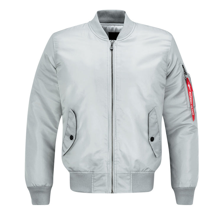 Herren  isolierte Nylon Commuter Bomber mit Sturm-Reißverschluss, schrägen Klappentaschen und charakteristischem Ärmelband Drune