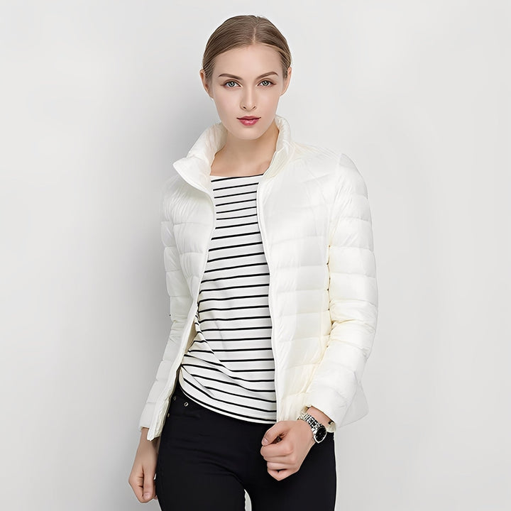 Drune | Figurbetonte warme Damen-Steppjacke