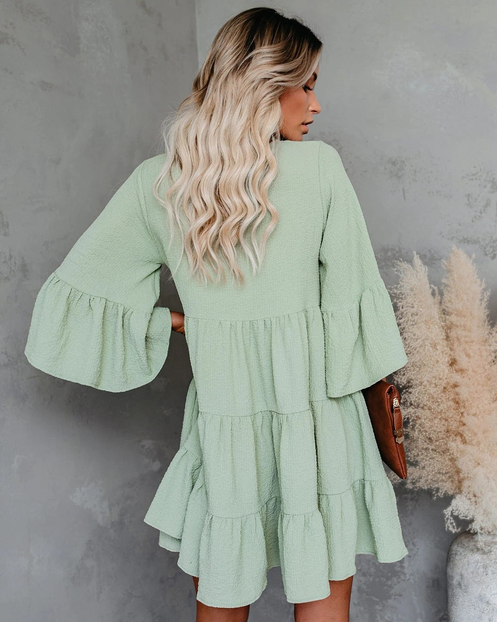 Damen luftiges Wickelkleid mit Rüschendetails Drune