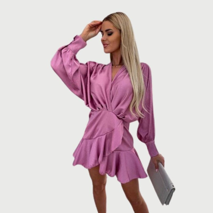 Drune | Minikleid mit langen Ärmeln und Rüschen-Saum
