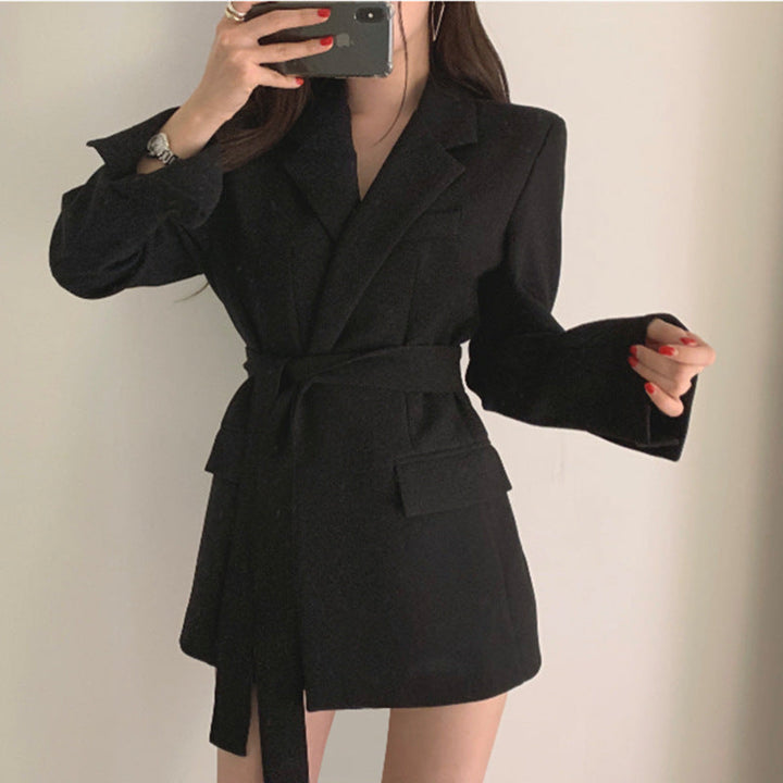 Drune | Eleganter Blazer mit Gürtel