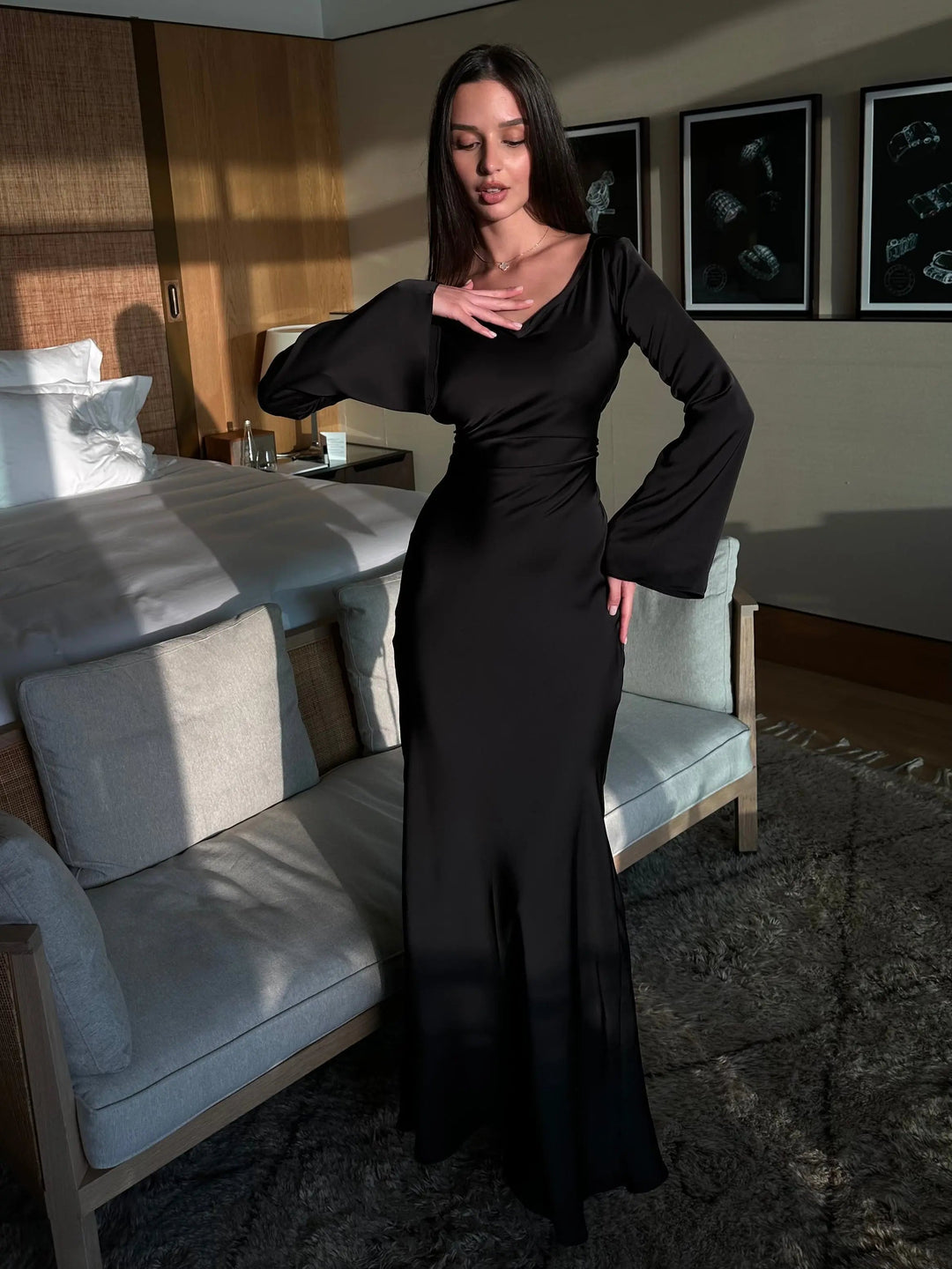 Drune | Fließendes Maxi Kleid Mit Langen Ärmeln Für Damen