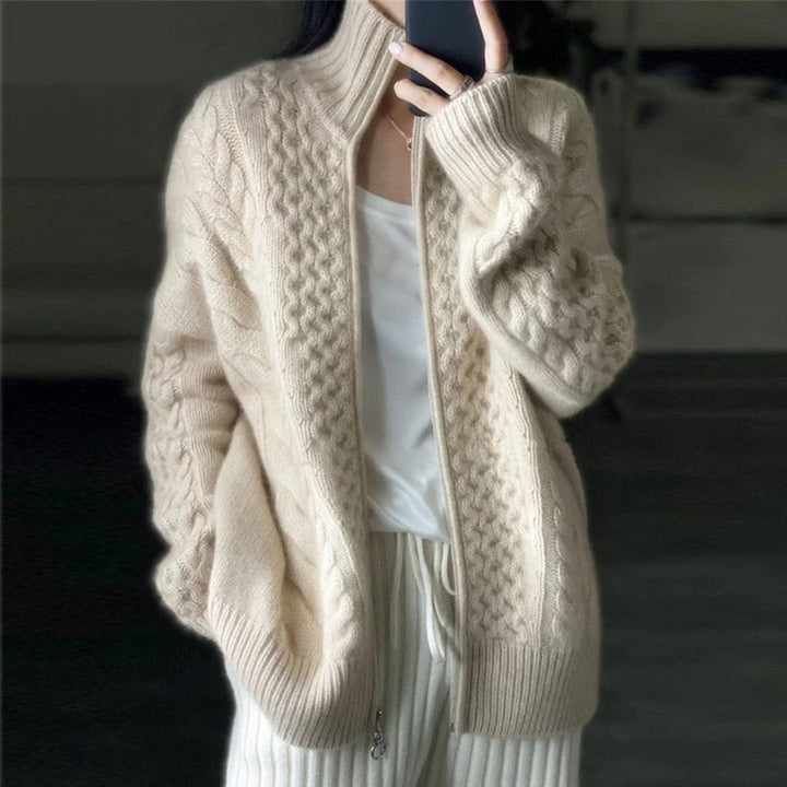 Drune | Strickjacke mit hohem Halsausschnitt