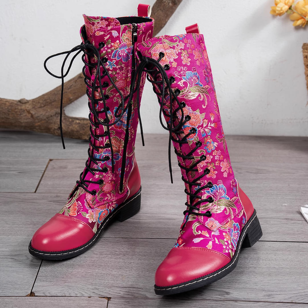 Drune | Florale Stickerei Fuchsia Kunstleder Stiefel