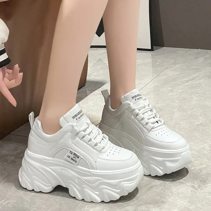 Bequeme Und Klobige Plateau-Sneakers
