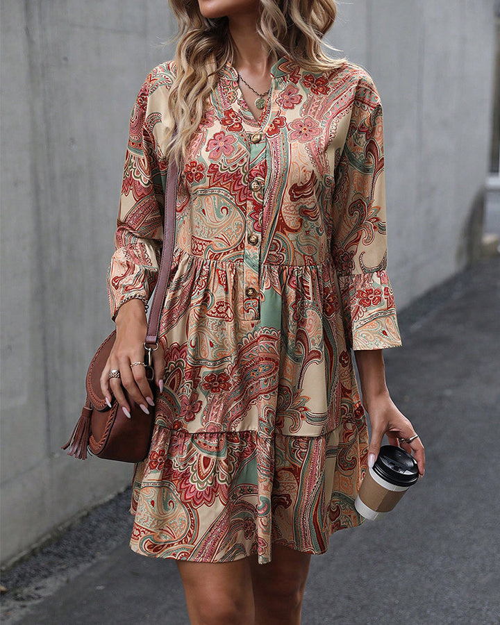 Drune | V-Ausschnitt und Paisley Print