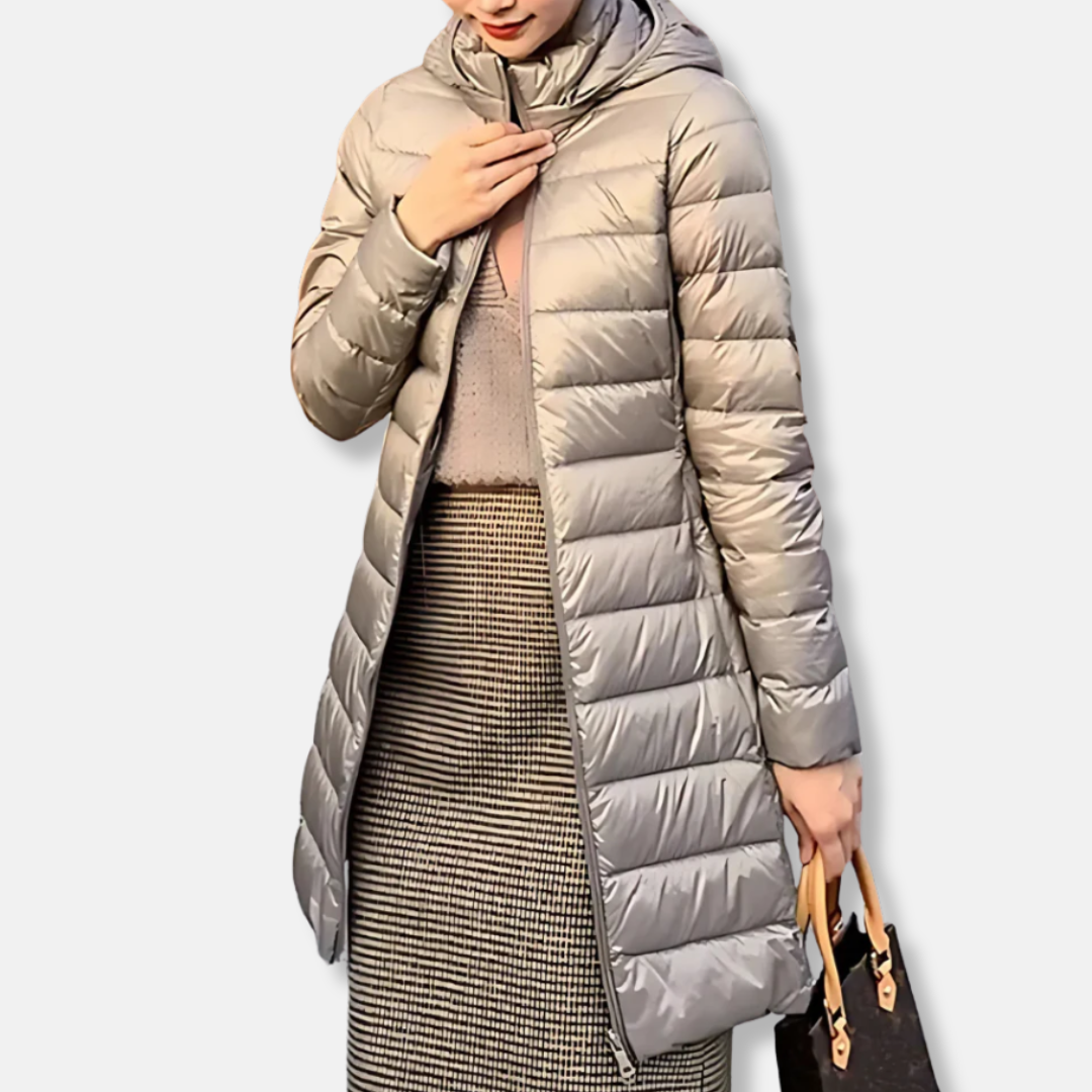 Drune | Pufferjacke gesteppt leicht schlanke Passform mittellang mit Kapuze