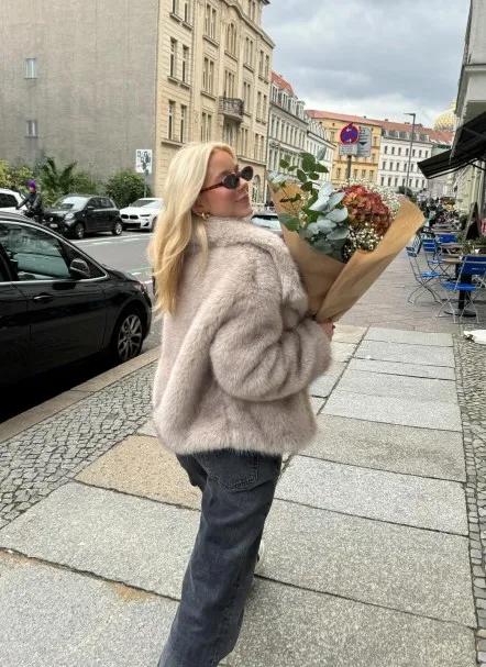 Drune | Trendy Damen Winterjacke aus Kunstfell