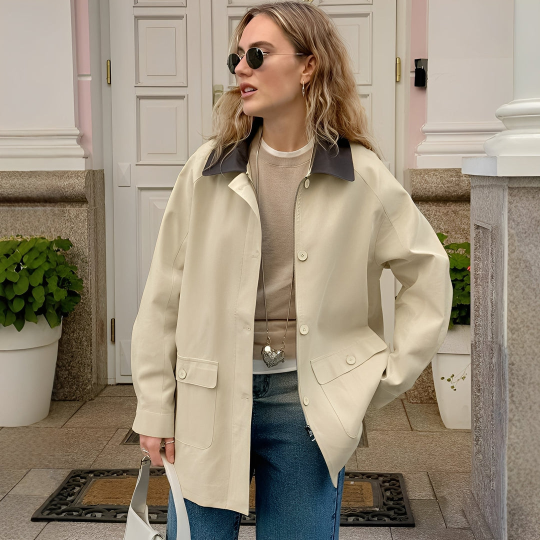 Drune | Trendige, locker sitzende Damenjacke mit Polokragen