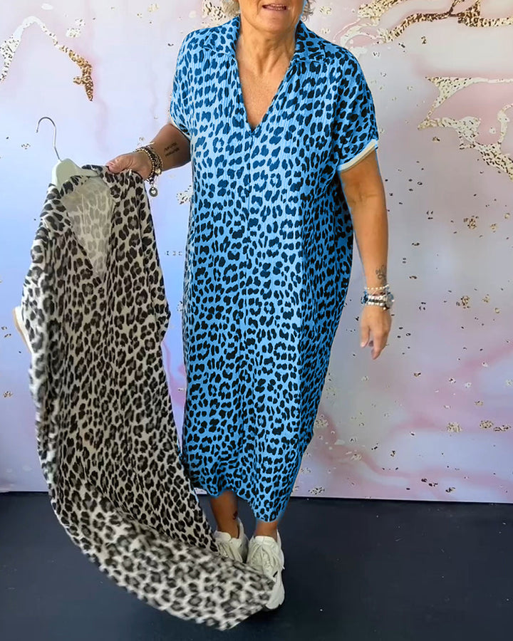 Drune | Kurzärmliges Kleid mit Leopardenmuster und V-Ausschnitt